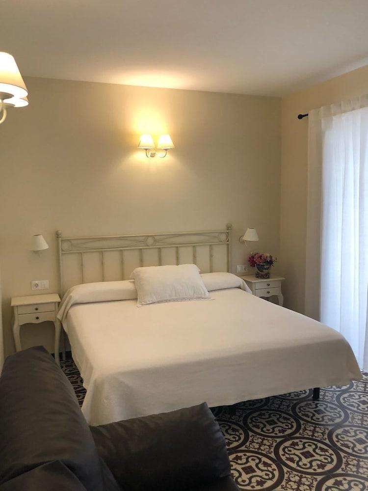 Hostal Boutique Casa La Laja Чиклана-де-ла-Фронтера Экстерьер фото