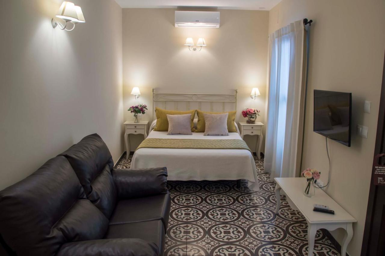 Hostal Boutique Casa La Laja Чиклана-де-ла-Фронтера Экстерьер фото