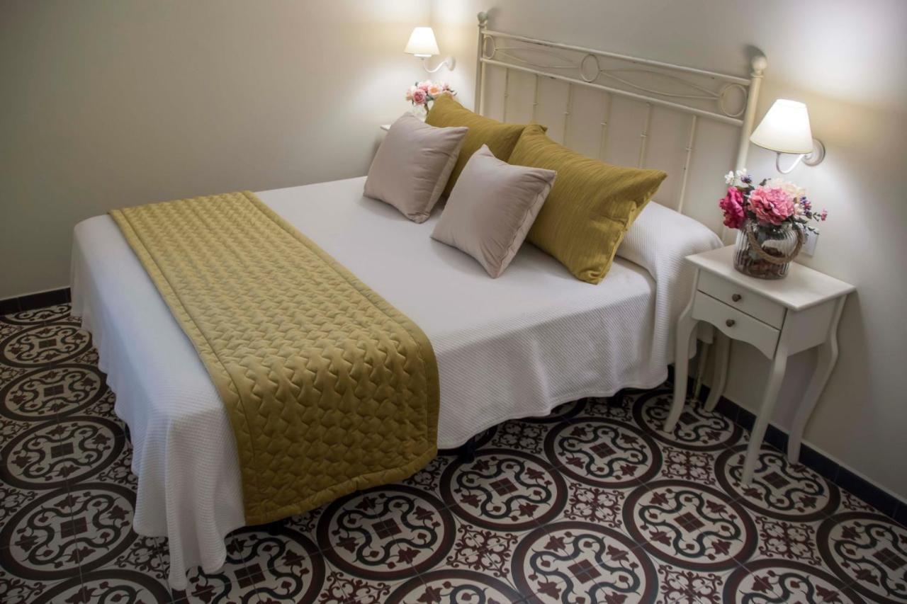 Hostal Boutique Casa La Laja Чиклана-де-ла-Фронтера Экстерьер фото