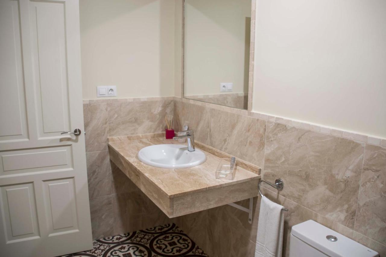 Hostal Boutique Casa La Laja Чиклана-де-ла-Фронтера Экстерьер фото